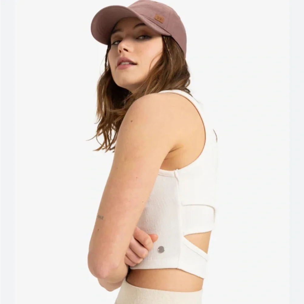 ROXY L Women's Good Keepsake Crop Top in white